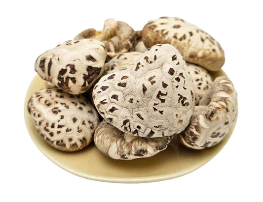 SNOW WHITE DRIED SHIITAKE MUSHROOM 星 宇天白花菇 (4-5CM)